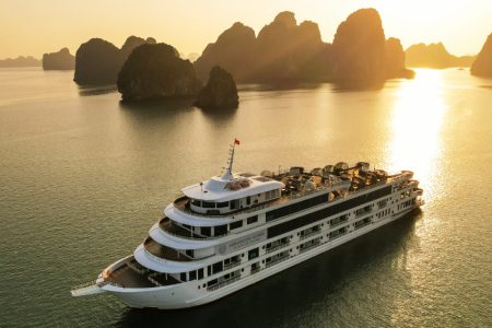 Best Things to Do in Ha Long Bay: Travel Guide 2026